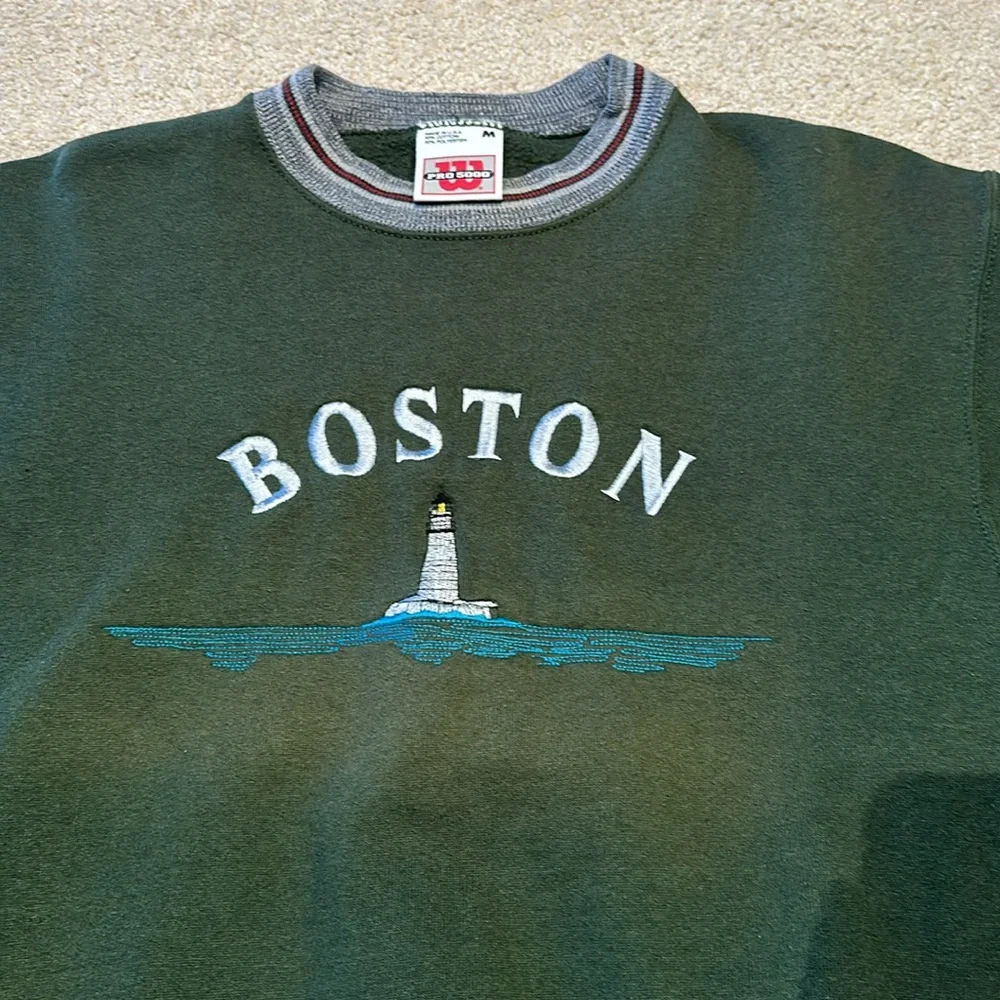 WILSON Vintage Boston Crewneck Sweatshirt - Picture 2 of 7